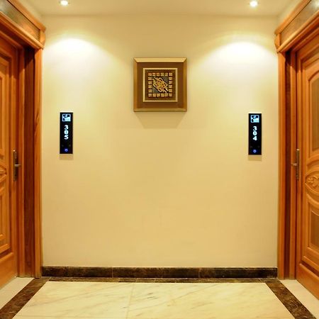 Al Yamama Palace Hotel Suites Rijád Kültér fotó