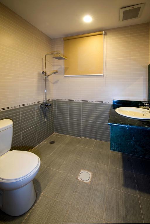 Al Yamama Palace Hotel Suites Rijád Szoba fotó