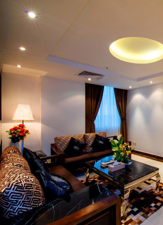 Al Yamama Palace Hotel Suites Rijád Szoba fotó