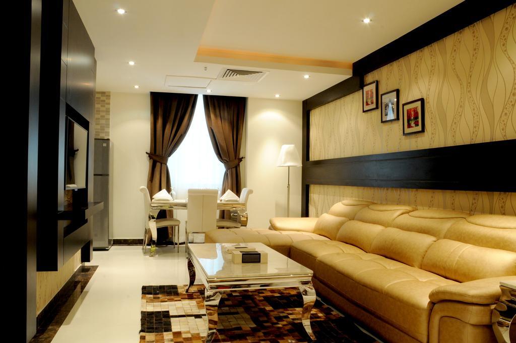 Al Yamama Palace Hotel Suites Rijád Kültér fotó