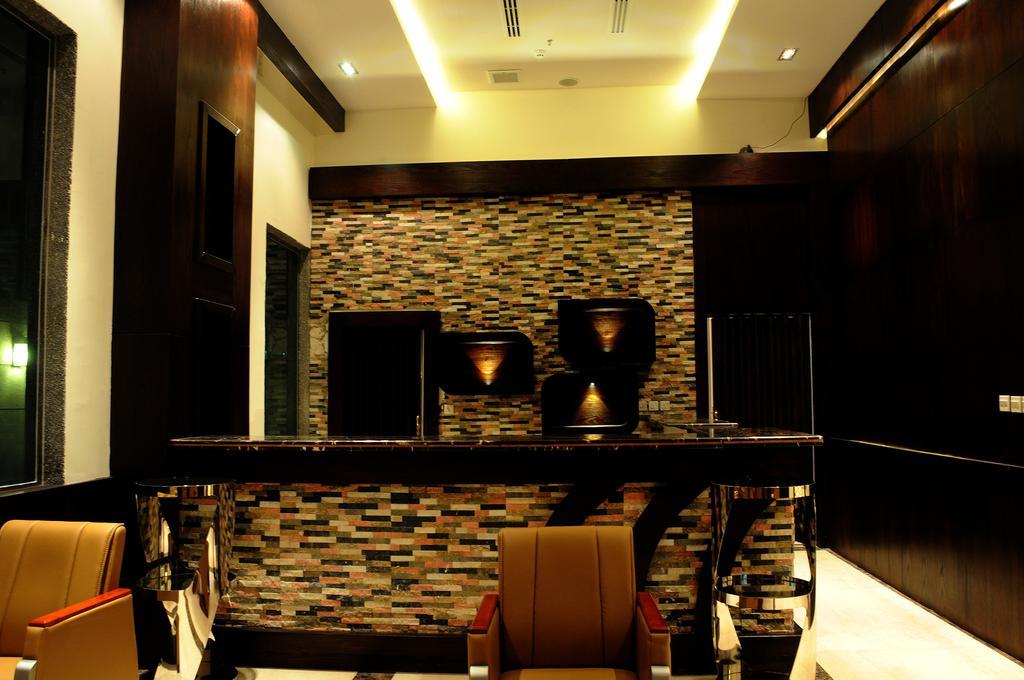 Al Yamama Palace Hotel Suites Rijád Kültér fotó