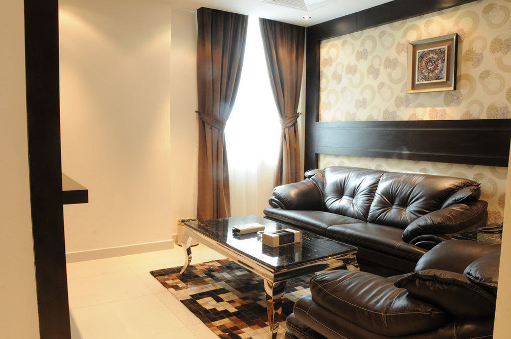 Al Yamama Palace Hotel Suites Rijád Kültér fotó